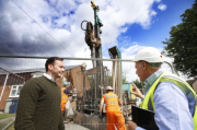 Cllr Tom Hayes (Oxford County Council) and Richard Tams (Kensa Contracting, Projects Manager)