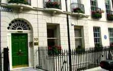 Armstrong unveils new London office