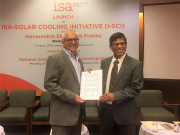 Director general ISA, H.E Mr Upendra Tripathy with Toby Peters, professor in cold economy, University of Birmingham.
