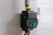 Installers are being encouraged to adopt efficient hot water circulators that incorporate similar control options to modern heating circulators